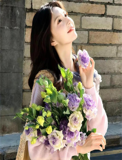 重新认识《饥渴女婿担当闷骚婆婆》的审美特点与艺术成就——商业与艺术的平衡